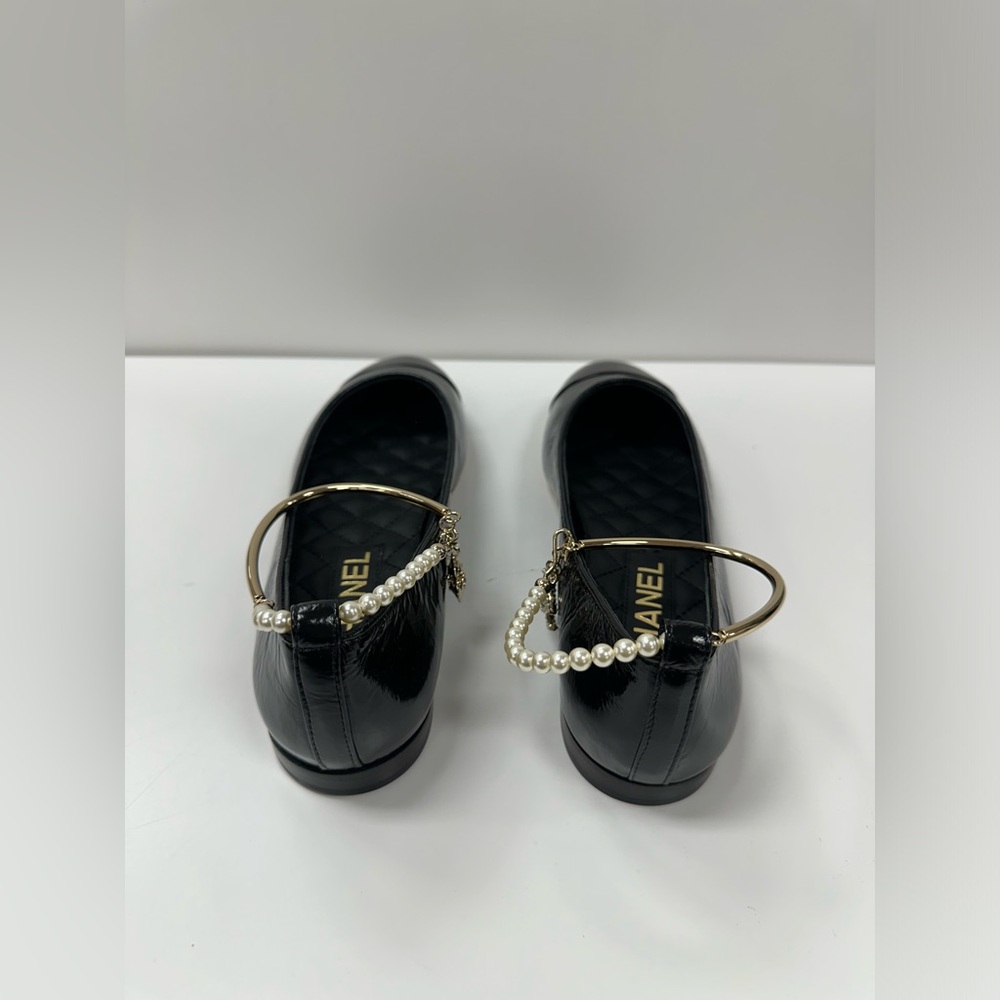CHANEL Lambskin Patent Calfskin Cap Toe Ankle Chain Ballerina Flats in Black - Picture 6 of 13